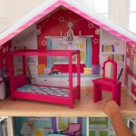 Casuta mare din lemn Avery DollHouse KidKraft de joaca cu papusi - cu sunete si lumini